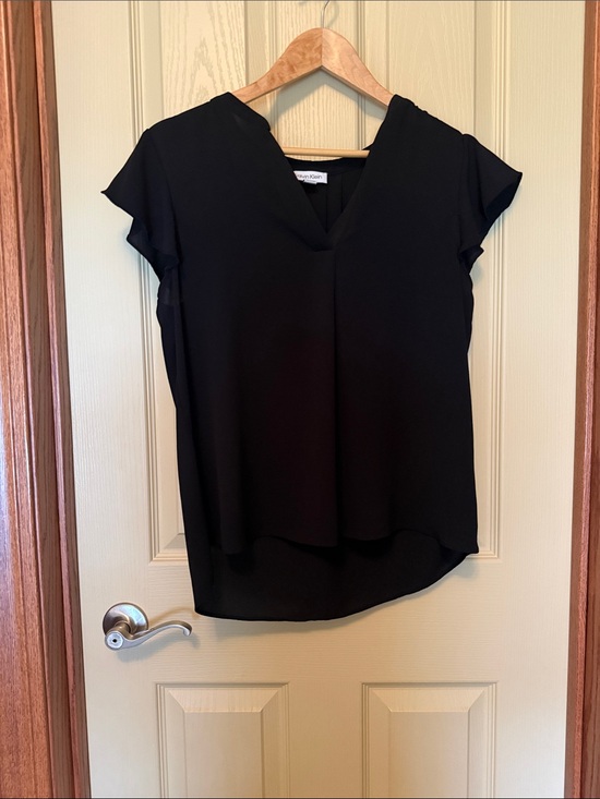 Calvin Klein Tops - Calvin Klein Black V-Neck Flutter Sleeve Blouse